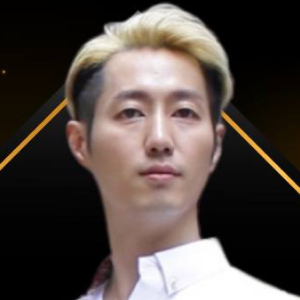QMin portrait